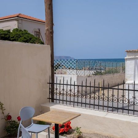 Jasmine Home By The Sea By 8Essentially Kalyves Exterior foto
